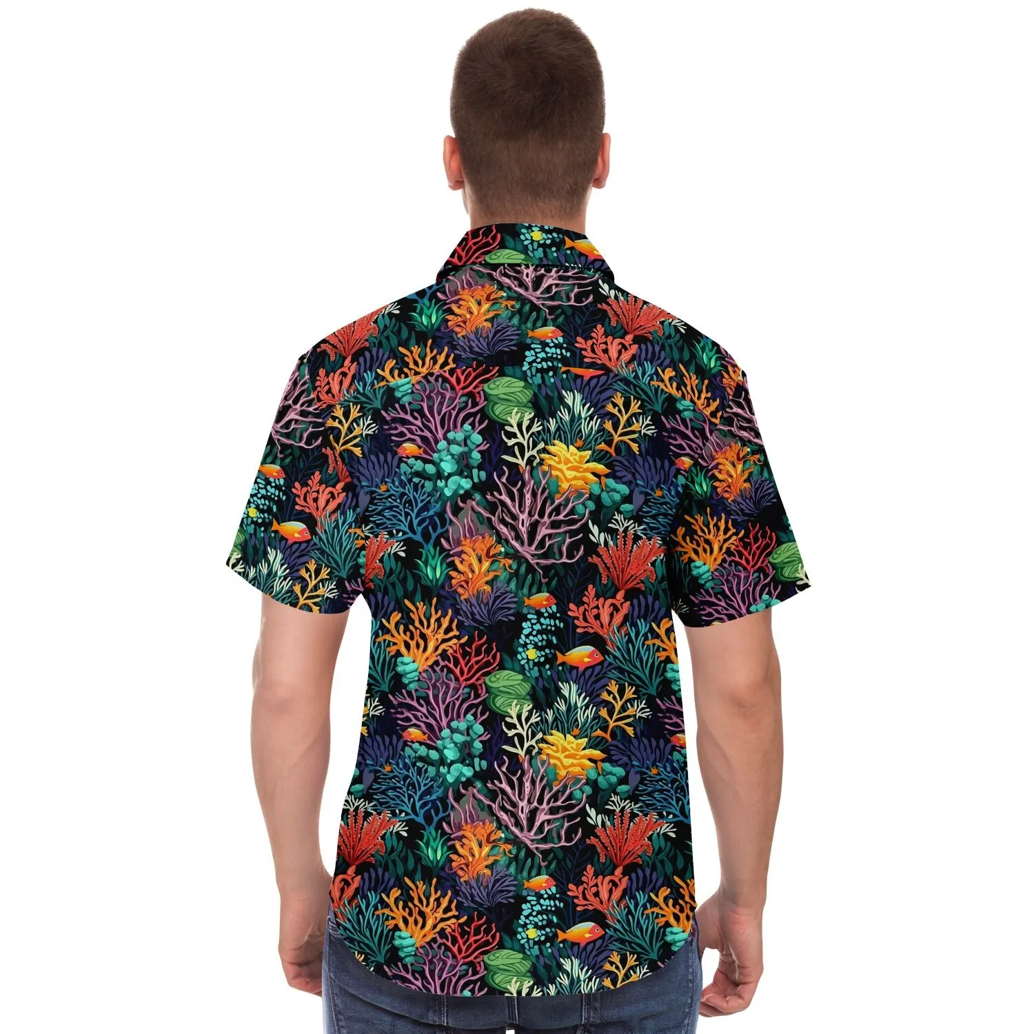 Coral Reef Short Sleeve Men Button Up Shirt, Sea Ocean Beach Tropical Fish Print Casual Buttoned Down Summer Collared Dress Shirt