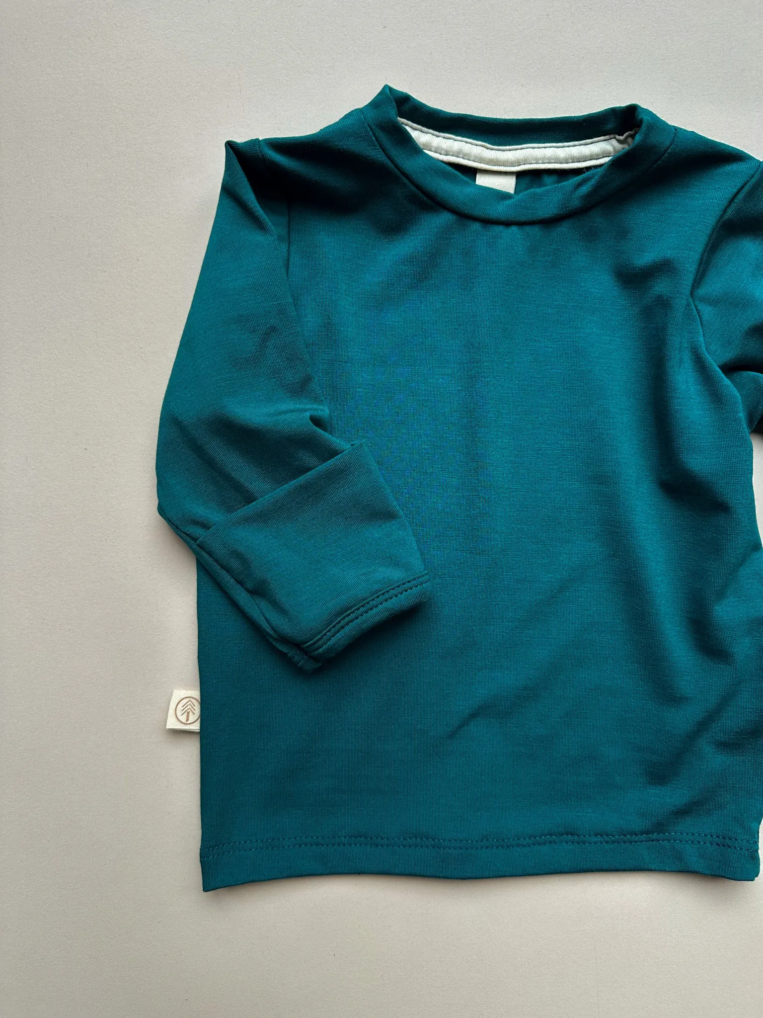 Long Sleeve Crew Neck Tee with Mittens | Baby & Toddler | Luxury Bamboo | Peacock