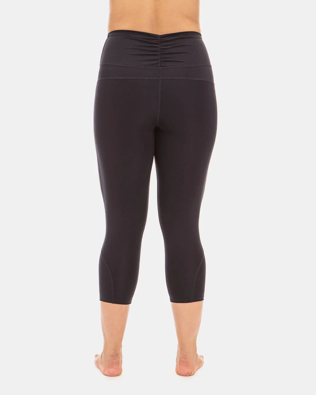 Squeeze Play High-Waist Capri – Booya Black