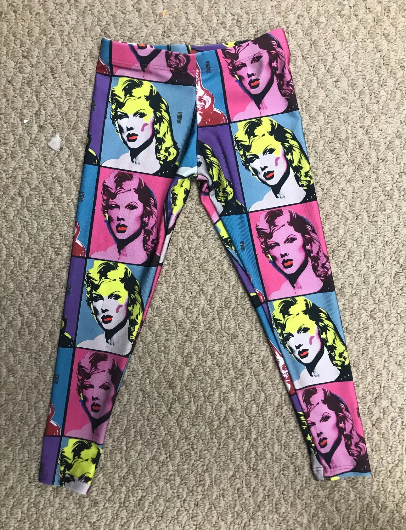 Taylor Swift Pop Art Leggings